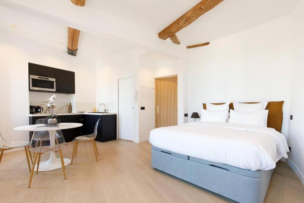 Appartement 33 M2 Comme Une Junior Suite - Vue Port Et Palais Des Festivals 칸느 외부 사진